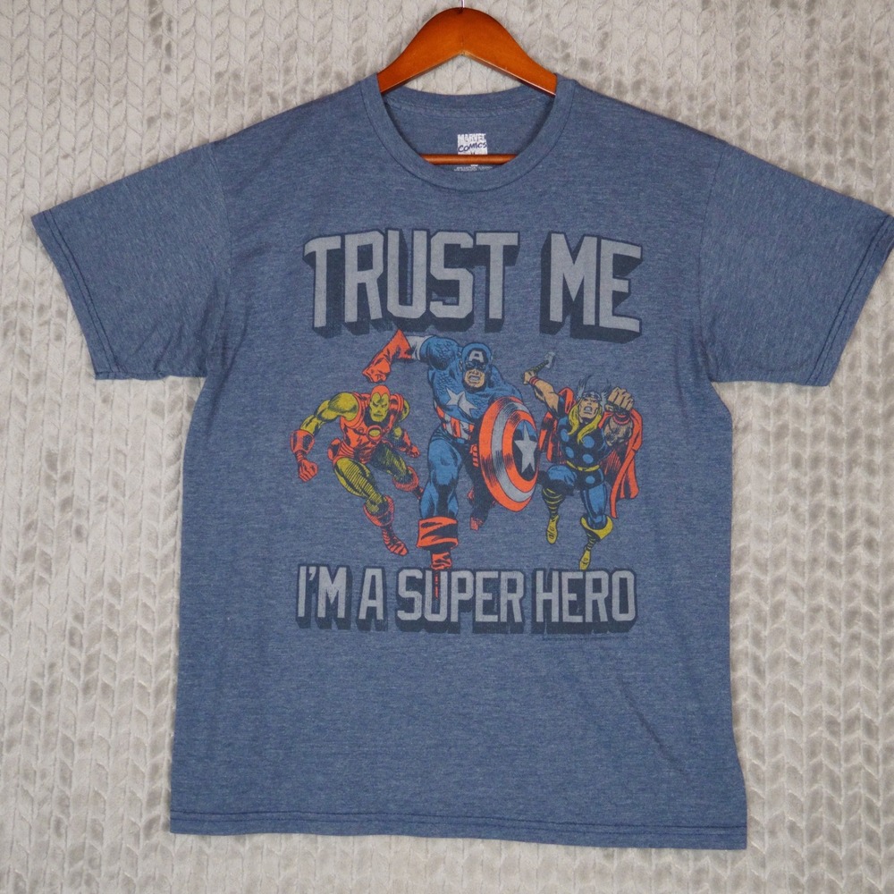 Marvel Comics T-Shirt Mens MD Blue Avengers Trust Graphic Mad Engine Cotton